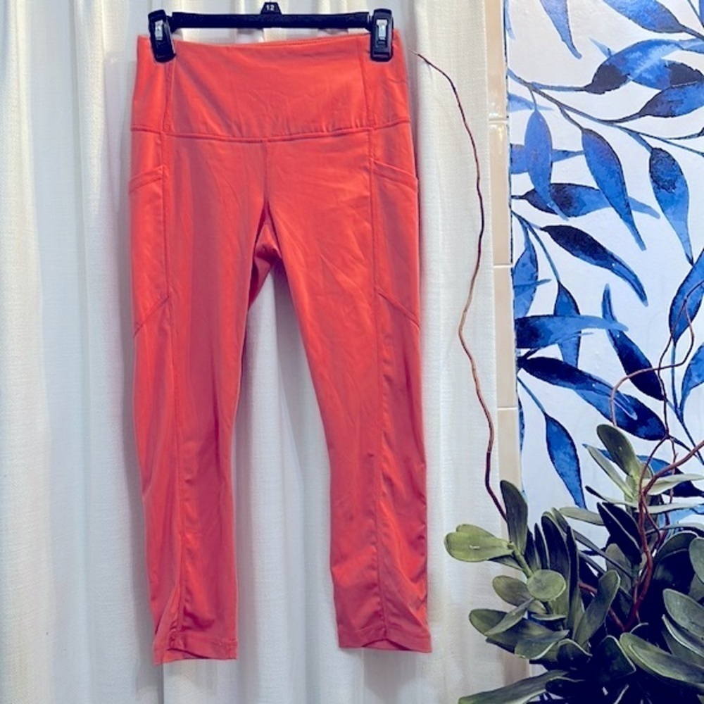 Women’s Yogalicious Lux Highwaisted Polyester & Spandex Capri Leggings Size S